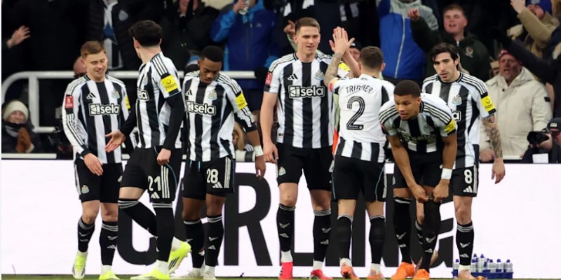 Nhân sự Newcastle United vs Liverpool kỳ vòng cho cuộc đấu tới